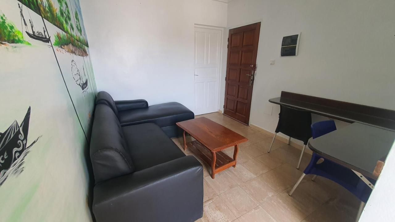 Bricos Appartement Sud Foire Dakar Esterno foto