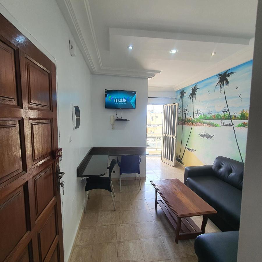 Bricos Appartement Sud Foire Dakar Esterno foto